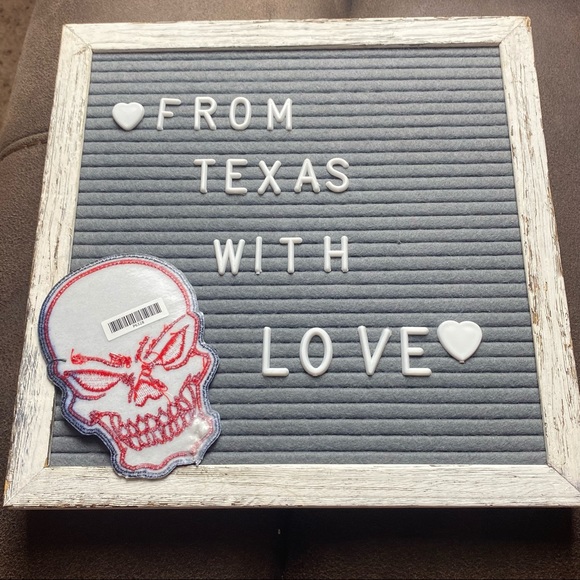 NWOT Black & Red Skull Iron On Patch - Picture 2 of 3